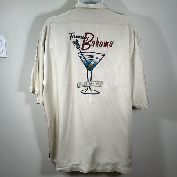 classic Tommy Bahama Hawaiian Shirt - Picture 1 of 5